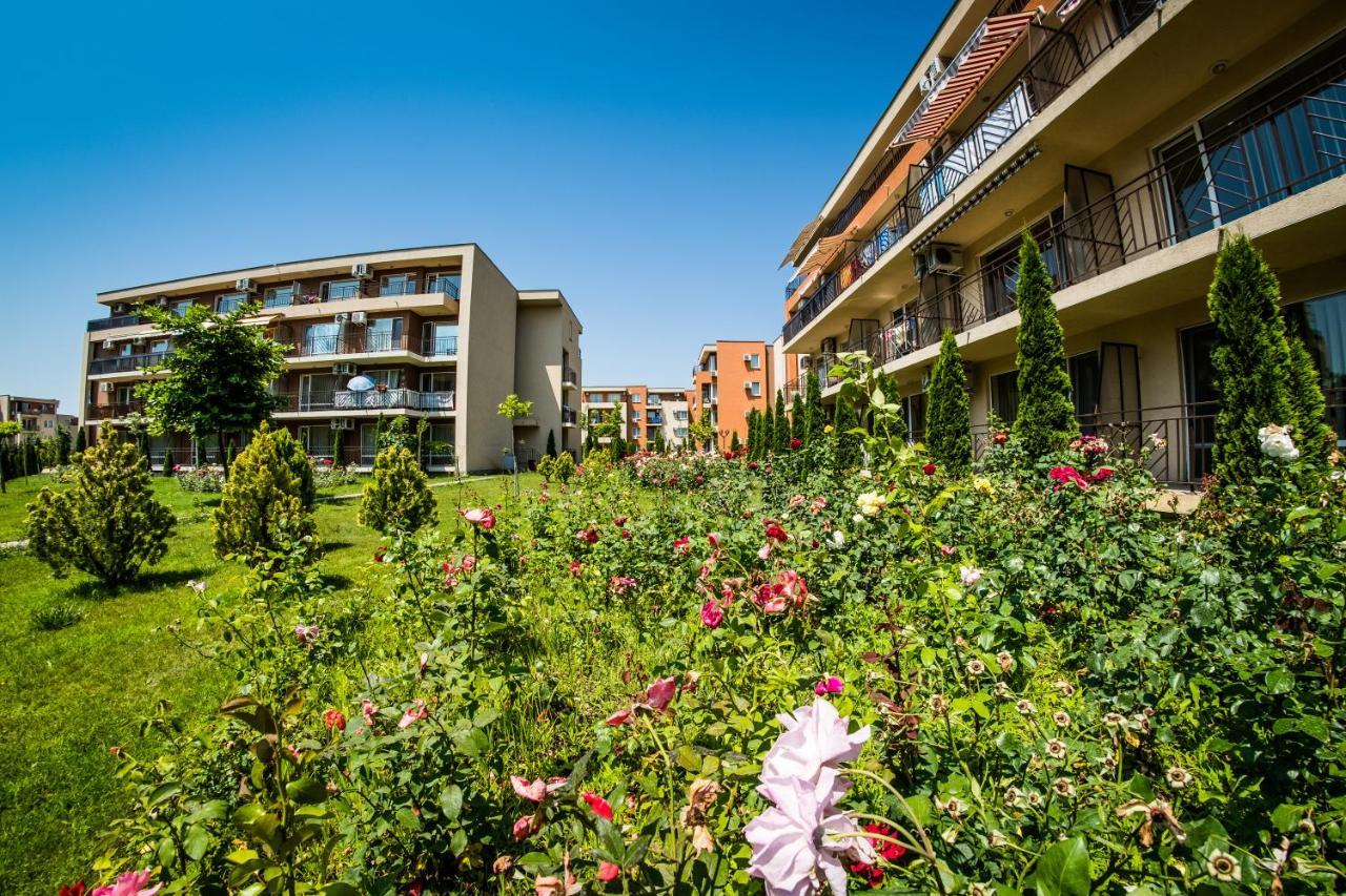 Waterpark Fort Apartments Sunny Beach Exterior photo